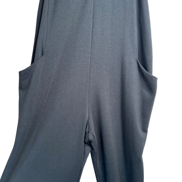 Wild Fable V-Neck Knit Cropped Jumpsuit Black XS - Picture 4 of 11
